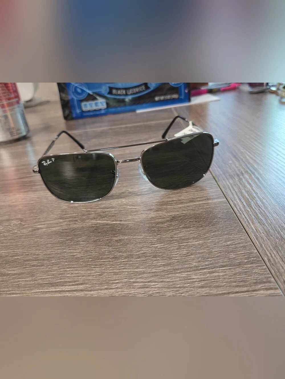 Ray-Ban classic square